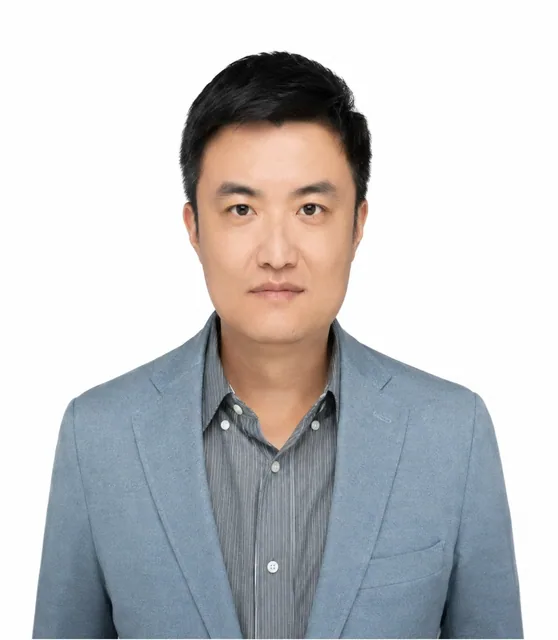 李丁 头像