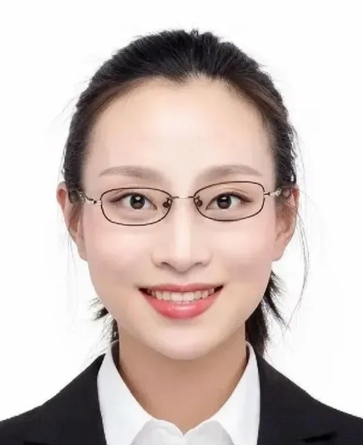 曾力楠 头像
